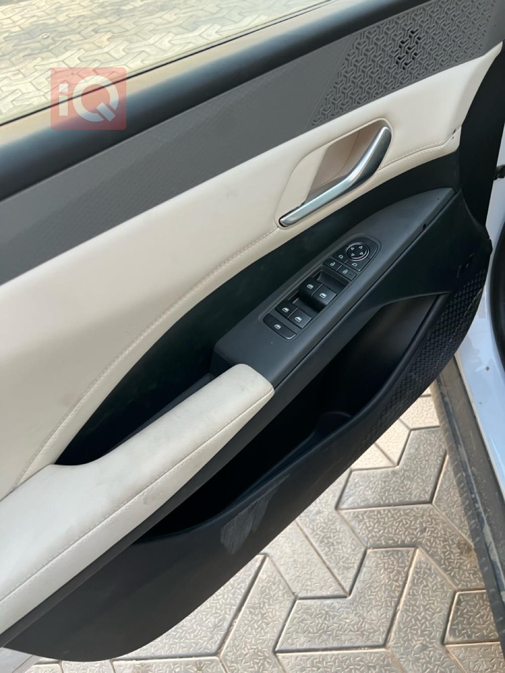 بي واي دي Qin Plus